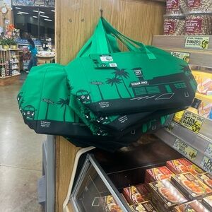Trader Joe’s Insulated bag emerald green!